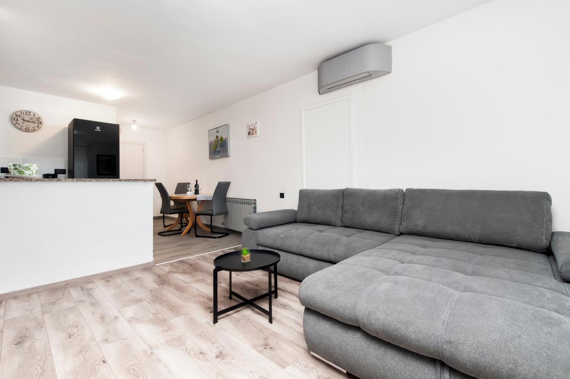 Apartmani Sara-Andrea Rovinj Zewnętrze zdjęcie