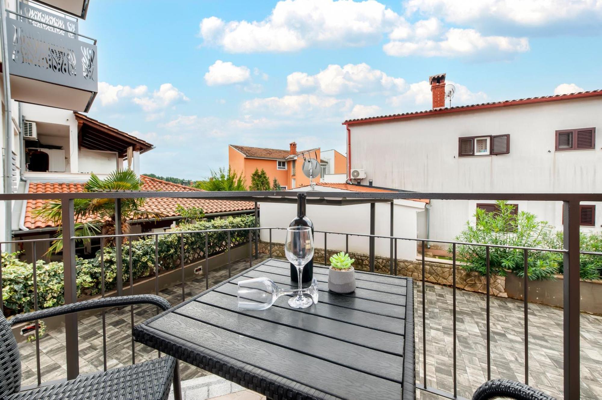 Apartmani Sara-Andrea Rovinj Zewnętrze zdjęcie